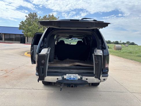 Used 2003 Ford Excursion XLT image 6