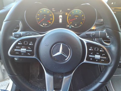 Used 2022 Mercedes-Benz GLC 300 4MATIC image 16