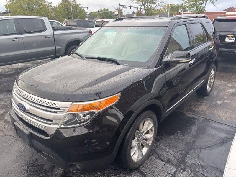 Used 2012 Ford Explorer XLT image 1