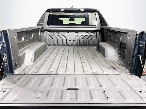 New 2026 Chevrolet Silverado EV LT w/ Plus Package AWD/4WD image 27