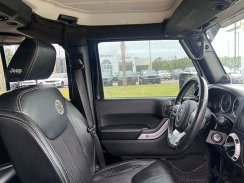 Used 2013 Jeep Wrangler Unlimited Sport AWD/4WD image 16