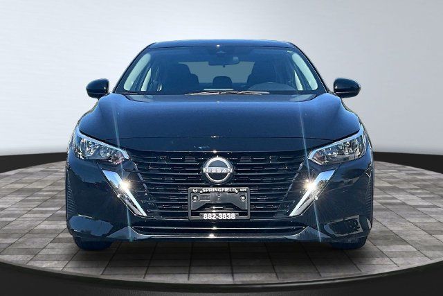 Used 2025 Nissan Sentra S FWD image 2
