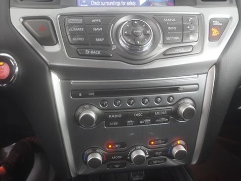 Used 2019 Nissan Pathfinder FWD image 26