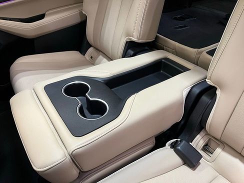 Certified 2022 Acura MDX SH-AWD w/ Advance Package image 15