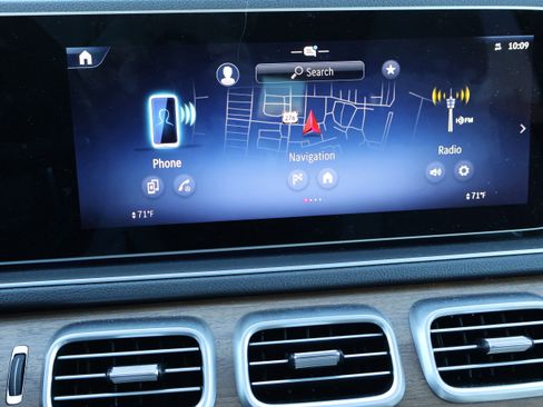 Certified 2025 Mercedes-Benz GLE 350 GLE 350W4 w/ 3rd Row Seat Package image 37