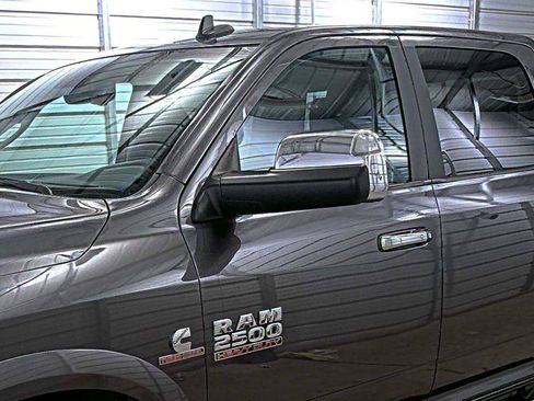 Used 2018 RAM 2500 Laramie image 8