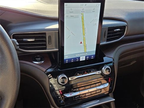Certified 2023 Ford Explorer King Ranch w/ Technology Package image 21