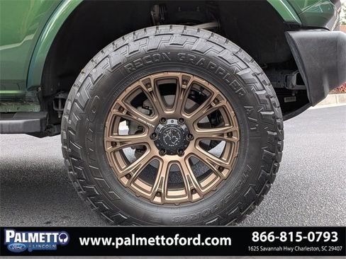Used 2024 Ford Bronco Outer Banks image 9
