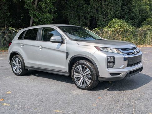 Used 2024 Mitsubishi Outlander Sport SE AWD/4WD image 2