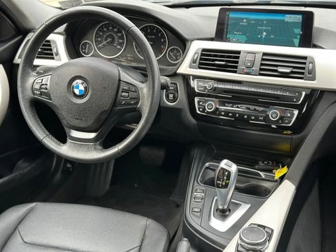 Used 2016 BMW 320i xDrive Sedan image 23