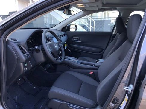 Certified 2021 Honda HR-V EX image 9