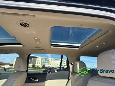 Used 2022 GMC Acadia Denali FWD image 13