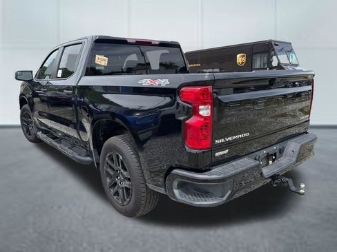 Used 2024 Chevrolet Silverado 1500 Custom AWD/4WD image 2