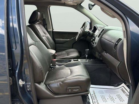 Used 2020 Nissan Frontier PRO-4X w/ Pro-4x Utility Package image 13