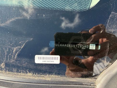 Used 2025 Toyota Corolla Cross LE FWD image 23
