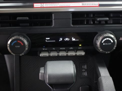 Certified 2026 Toyota Tacoma SR5 AWD/4WD image 19