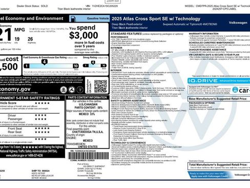 Used 2025 Volkswagen Atlas Cross Sport SE AWD/4WD image 2