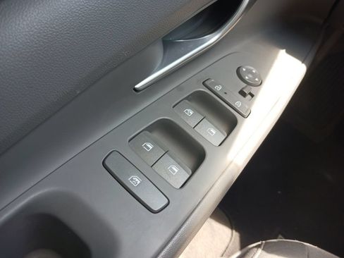 Used 2024 Hyundai Elantra SEL FWD image 26