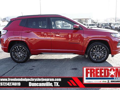 Certified 2023 Jeep Compass Limited image 6