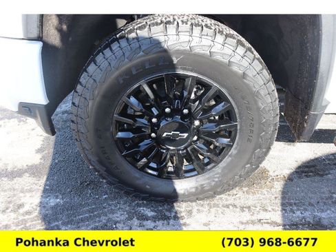 Used 2022 Chevrolet Silverado 2500 LTZ w/ LTZ Plus Package image 27