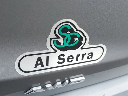 Certified 2024 Cadillac XT6 Luxury w/ LPO, Floor Liner Package image 8