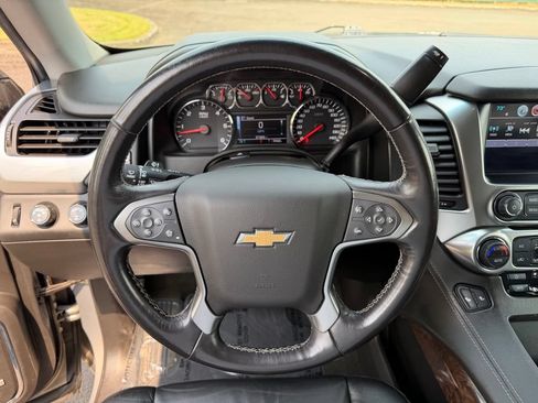 Used 2018 Chevrolet Tahoe LT w/ Luxury Package AWD/4WD image 21