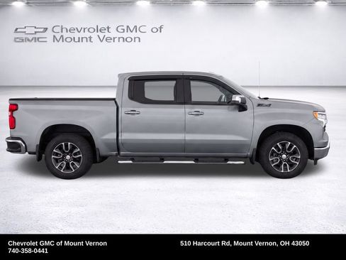Used 2023 Chevrolet Silverado 1500 LT AWD/4WD image 10