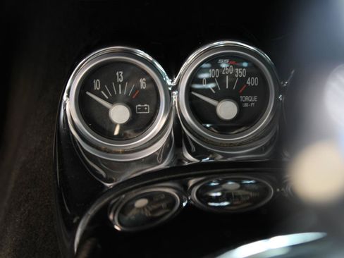 Used 2006 Chevrolet SSR w/ Preferred Equipment Group RWD image 40