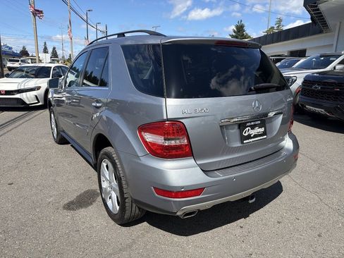 Used 2011 Mercedes-Benz ML 350 BlueTEC 4MATIC image 4