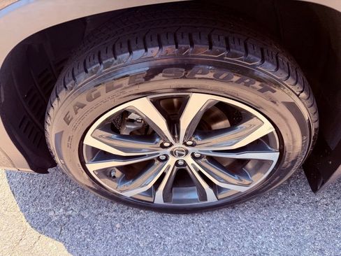 Certified 2022 Lexus RX 350 FWD w/ Premium Package image 18