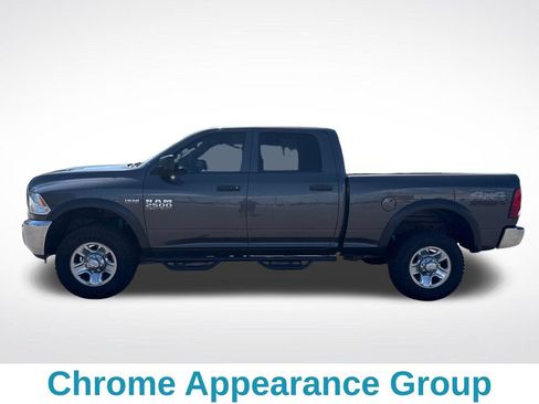 Used 2018 RAM 2500 Tradesman w/ Chrome Appearance Group AWD/4WD image 4