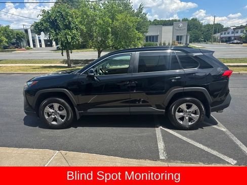 Used 2025 Toyota RAV4 XLE AWD/4WD image 6