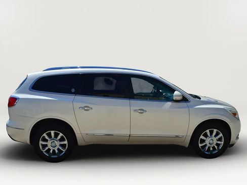 Used 2014 Buick Enclave Leather FWD image 11