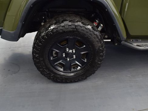 Used 2022 Jeep Gladiator Mojave w/ Trailer Tow Package AWD/4WD image 8