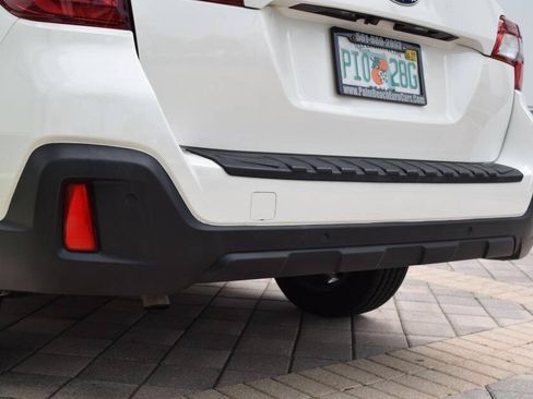 Used 2018 Subaru Outback 2.5i Limited AWD/4WD image 20