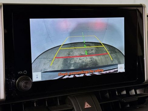 Used 2025 Toyota RAV4 XLE FWD image 12