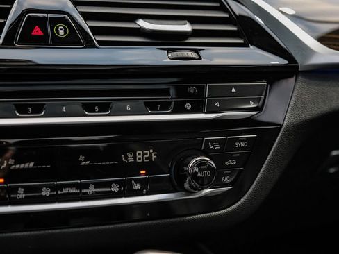 Used 2018 BMW 540i xDrive w/ M Sport Package image 31