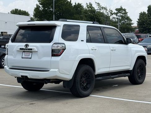 Used 2024 Toyota 4Runner SR5 Premium w/ Moonroof Package AWD/4WD image 4