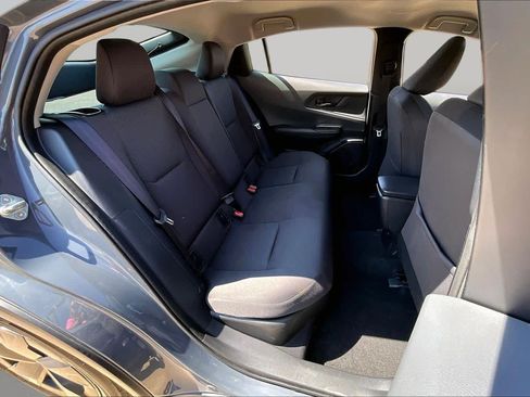 Used 2025 Toyota Prius LE FWD image 18