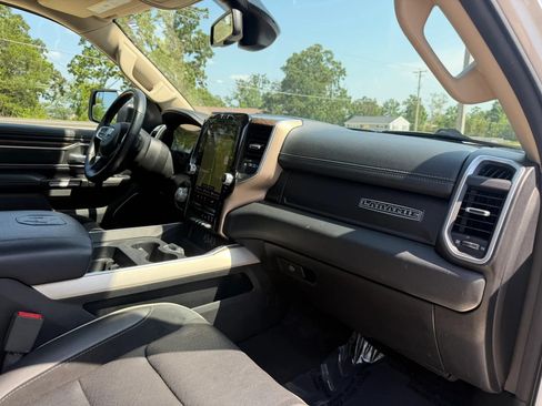 Used 2020 RAM 1500 Laramie AWD/4WD image 50