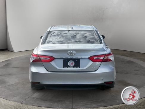 Used 2019 Toyota Camry LE w/ Convenience Package FWD image 6