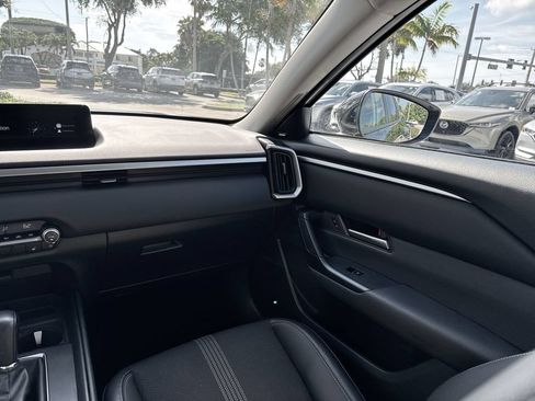 Used 2024 MAZDA CX-50 AWD 2.5 S w/ Premium Package image 15