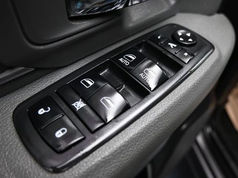 Used 2018 RAM 1500 Big Horn AWD/4WD image 11
