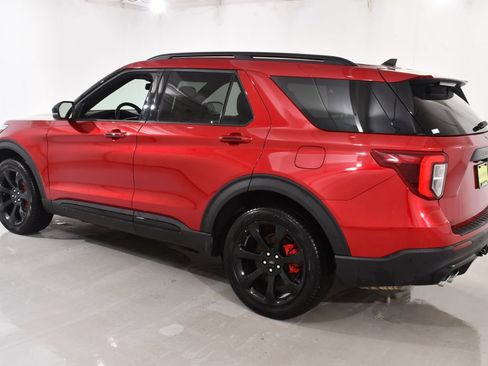 Used 2024 Ford Explorer ST AWD/4WD image 15