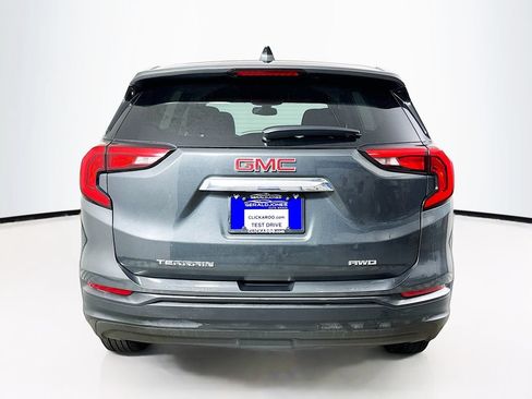 Used 2018 GMC Terrain SLE AWD/4WD image 15