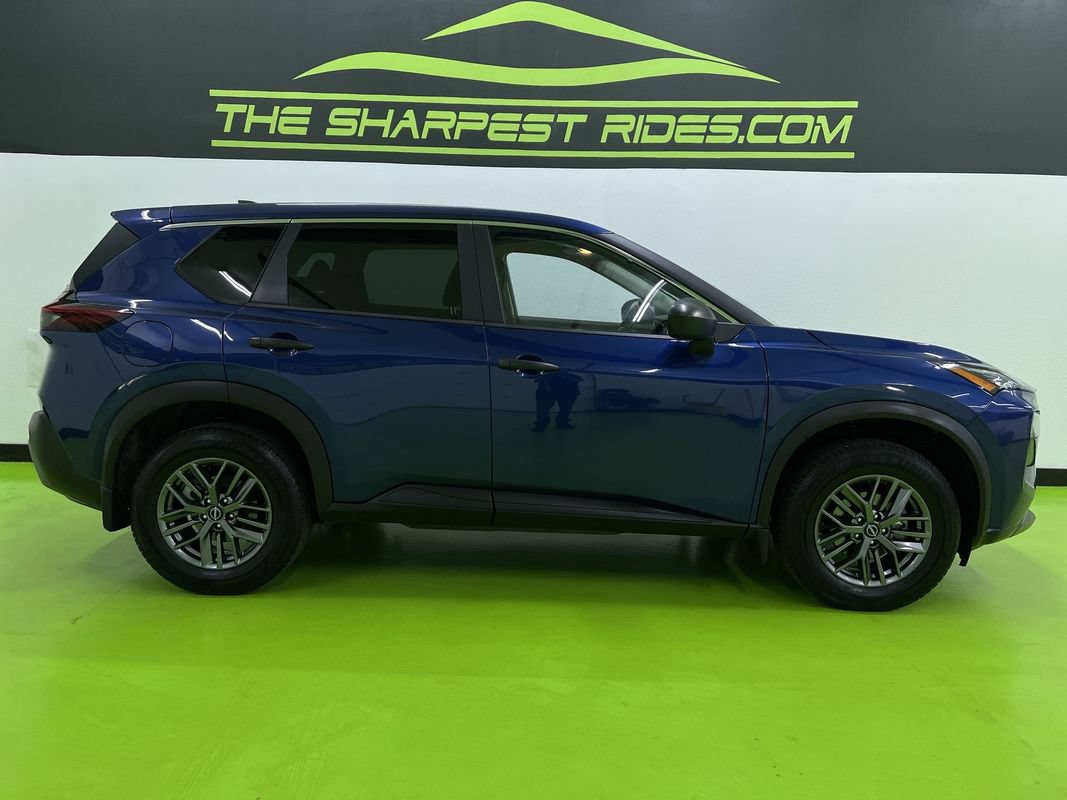 Used 2023 Nissan Rogue S AWD/4WD image 11