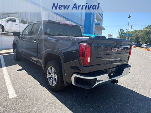 Used 2025 GMC Sierra 1500 SLT AWD/4WD image 10