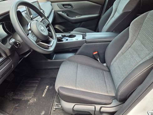 Used 2021 Nissan Rogue S FWD image 11