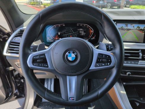 Used 2023 BMW X5 sDrive40i w/ M Sport Package RWD image 18