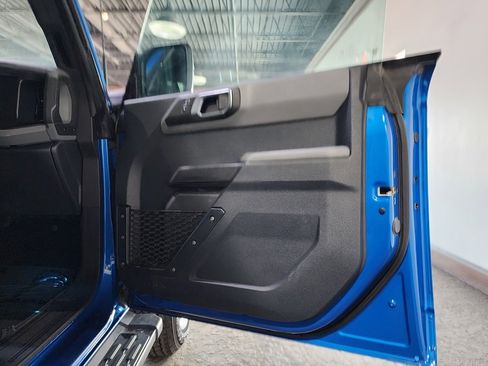 Used 2023 Ford Bronco Big Bend image 18